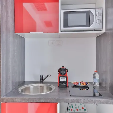 Beautiful Flat Next To Saint Lazare Opera Paris