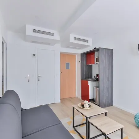 Beautiful Flat Next To Saint Lazare Opera Paris